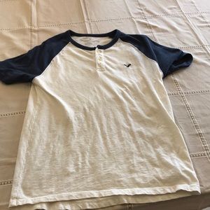 American Eagle shirt sleeve shirt